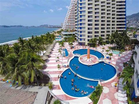 THE BEST All Inclusive Resorts in Acapulco .